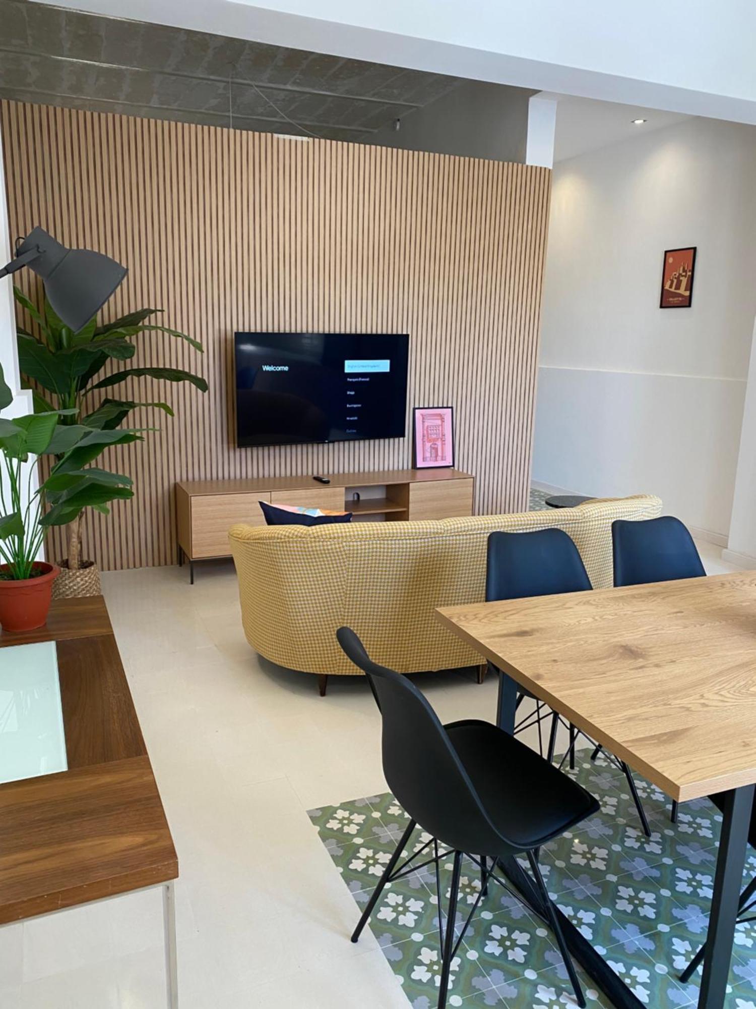 Stylish Typical Maltese Getaway Close To The Sea 슬리에마 외부 사진